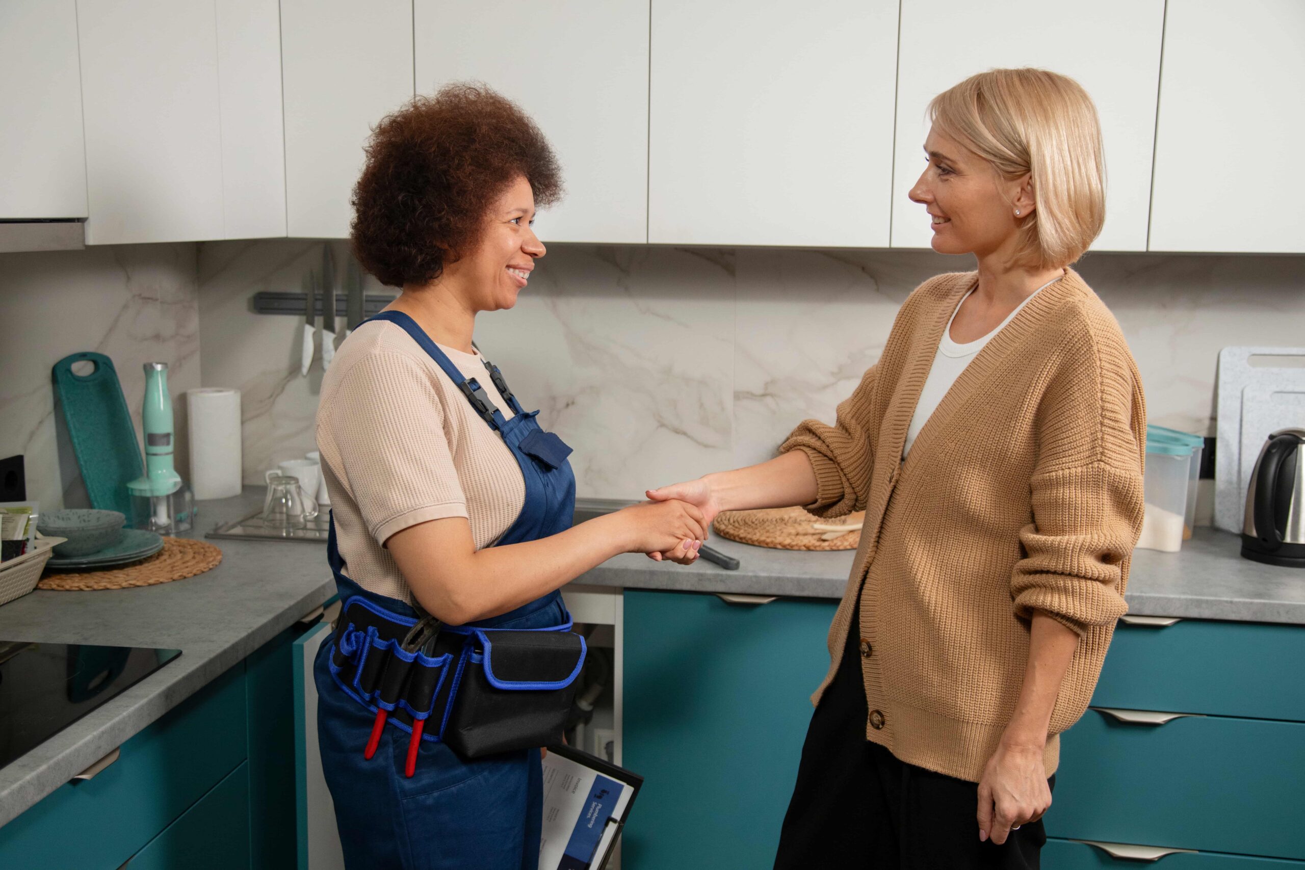 commercial building exterior landscaping and parking lot